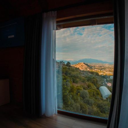 Hotel Shpija E Gjyshit Canaj Dış mekan fotoğraf