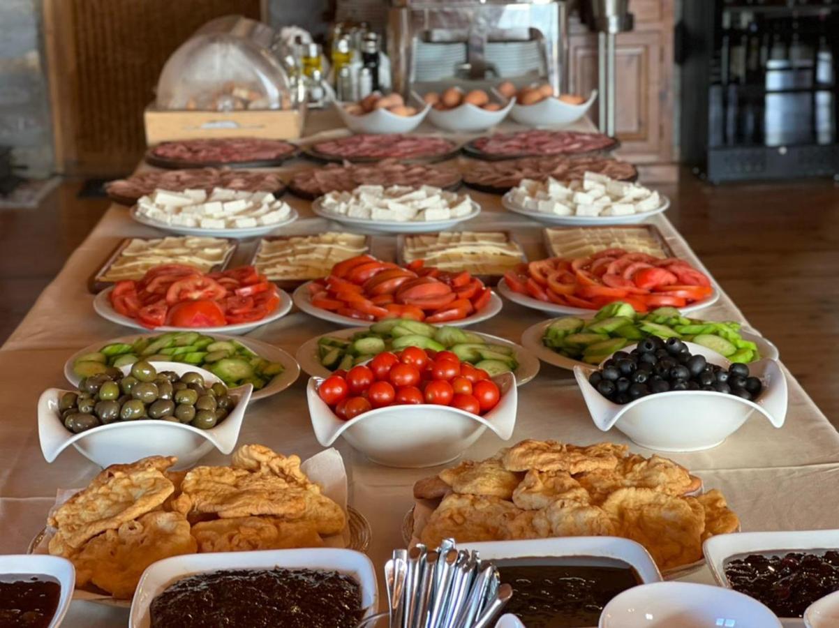 Hotel Shpija E Gjyshit Canaj Dış mekan fotoğraf