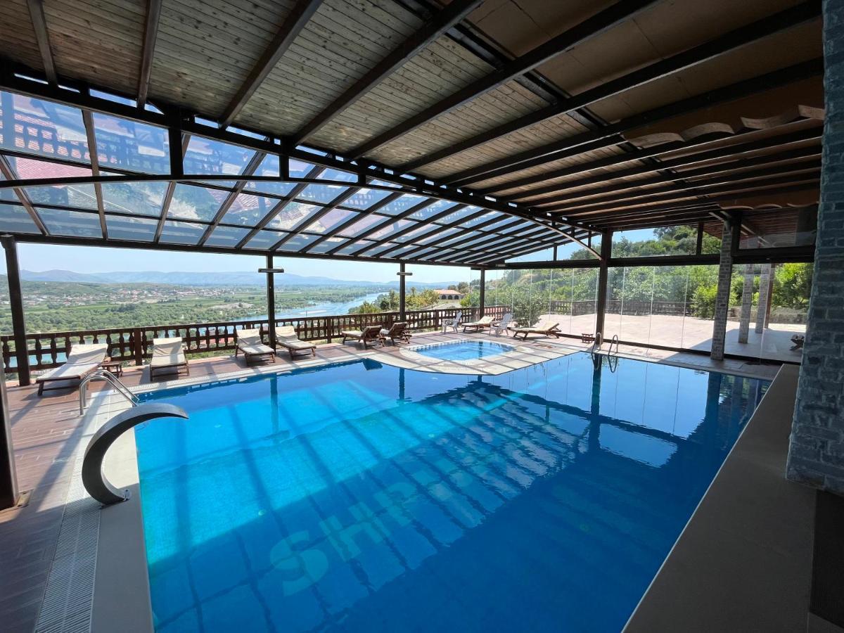 Hotel Shpija E Gjyshit Canaj Dış mekan fotoğraf