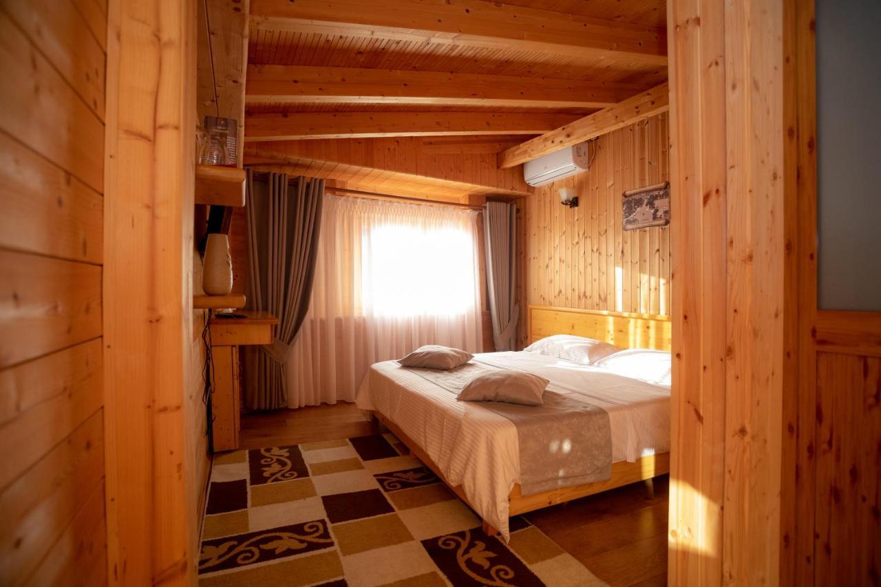 Hotel Shpija E Gjyshit Canaj Dış mekan fotoğraf